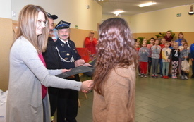 Zdjęcie z wręczenia nagr&oacute;d w konkursie "Moja remiza" 