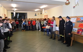 Zdjęcie z wręczenia nagr&oacute;d w konkursie "Moja remiza" 