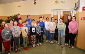 Zdjęcie z wręczenia nagr&oacute;d w konkursie "Moja remiza" 